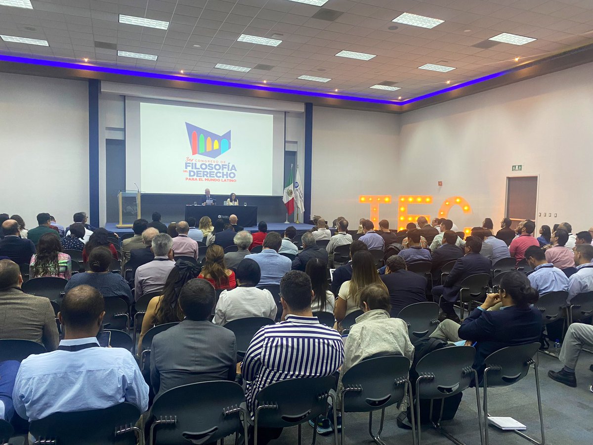 iuslatina's tweet photo. Con más de 200 asistentes de diez diferentes países concluimos con un gran éxito el Tercer Congreso de filosofía del Derecho para el mundo latino, en la ciudad de Querétaro, México 🇲🇽 

Gracias a todos los que lo hicieron posible.

¡Nos vemos en la 4ta edición en 2025 en Peru 🇵🇪! https://t.co/QLm6B4TdbQ
