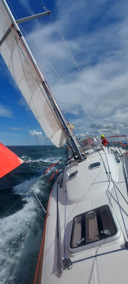 The Infantry Sailing Association tweet media