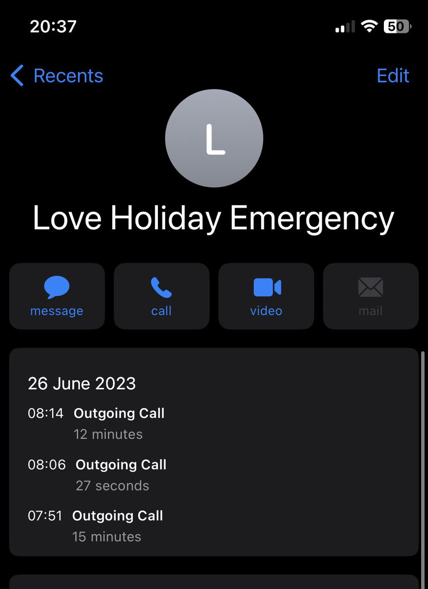 hannahkeeling's tweet photo. @loveholidays do you think I can get some compensation for the hours I spent on the phone trying to sort out a room for us to stay in as we didn’t have one on arrival to our hotel ruining our first night, plus the refund owed for the money I paid to get us to the new hotel. https://t.co/1uyUxSC6l0