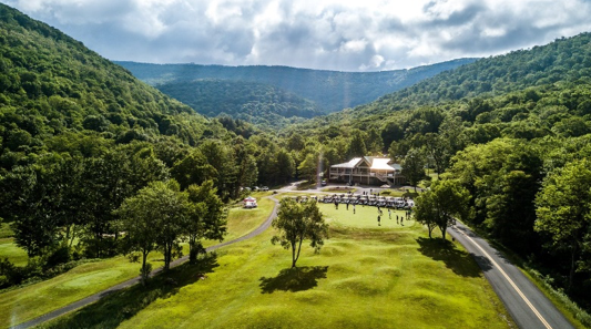 JobsAtSnowshoe's tweet photo. Assist in bringing a little spice to the Mountain life here at Snowshoe as a Restaurant Manager at the Raven Grille & Hoots!
#FeaturedJob
#SnowshoeMountain
#WorkPlayGetPaid
#YouBelongUpHere
#MountainBiking #MTB #Ski #Snowboard
Apply now
https://t.co/dvNu9FcQJx https://t.co/KIoOAuqblF