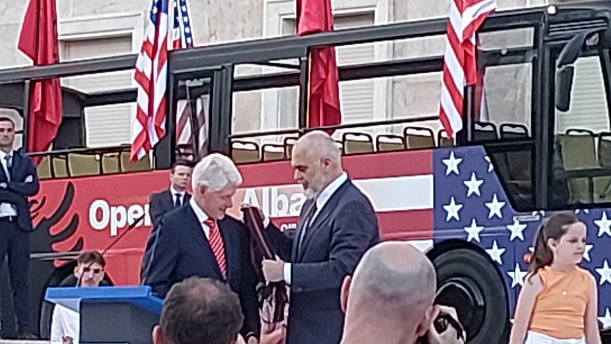 GalitPeleg's tweet image. Tonight in #Tirana #POTUS42, Bill Clinton, received the highest medal of Albania by PM @ediramaal, for liberating #Kosovo. 
A group of young ppl named after Clinton as a token of gratitude, joined the ceremony. Great man. Great moment. Albania remembers