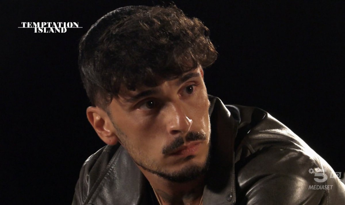 MorningstarTi's tweet photo. Mi mancherai amore mio carnale  #TemptationIsland https://t.co/Xk4DZ1uwMB