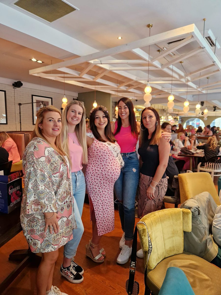 MissLyonRE's tweet photo. Love all my @Hope_Academy colleagues!! Was truly spoilt rotten by everyone at little Miss Reardons baby shower on Sunday 💕👶🏻 @HopeAcademyRE @hope_science @hope_drama #babyshower #babygirl https://t.co/Ts8XdlopHq