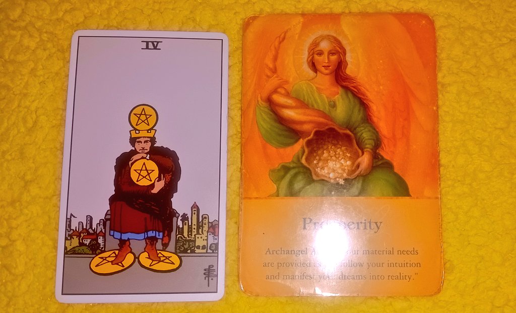 EmpressStrong25's tweet photo. #04July2023: 🌖 #UttaraAshada♐ #4ofPentacles🪙 Ah, here we go. #FullMoon🌕 in #PurvaAshada♐ brought us that lavish abundance (well, relatively speaking), but because of that #Venus♀ retrograde, we're not about to spend our money recklessly. Even relative spendthrifts could be cutting and carving into that very generous meat rather than spending too much. Our eye becomes fixed on longer-term goals and becoming re-acquainted with them.