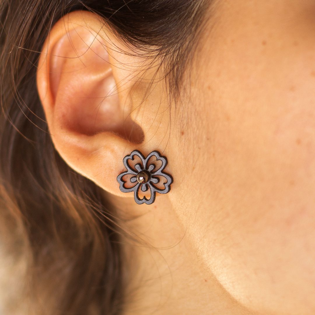 designTun's tweet photo. O que está faltando para fazer aquela diferença no seu visual?👀

Micro brinco Margarita
Micro brinco Gatita
Micro brinco Sakura
Micro brinco Ant

#designtun #joiasdeborracha #rubberjewelry #contemporaryjewelry #bijoucontemporain #brtincotun https://t.co/ousOiQ3otT