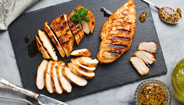 Juicy grilled chicken can burst with flavor even without sugary sauces or marinades. Try our dry rub using spices you may already have in the pantry!

deltadental.com/us/en/protect-…