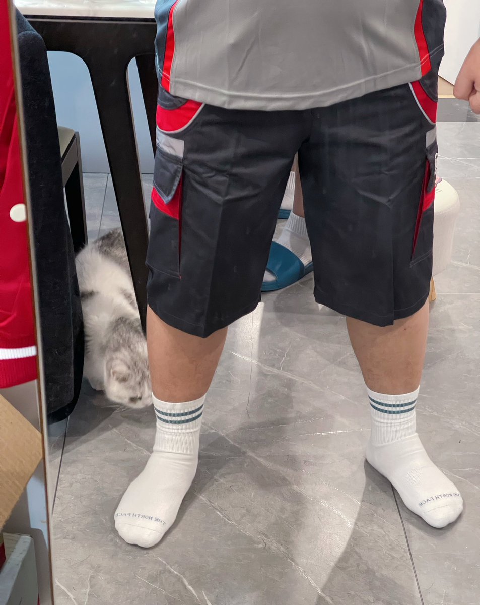 者也 (@jfkcybmnegvgops) on Twitter photo 