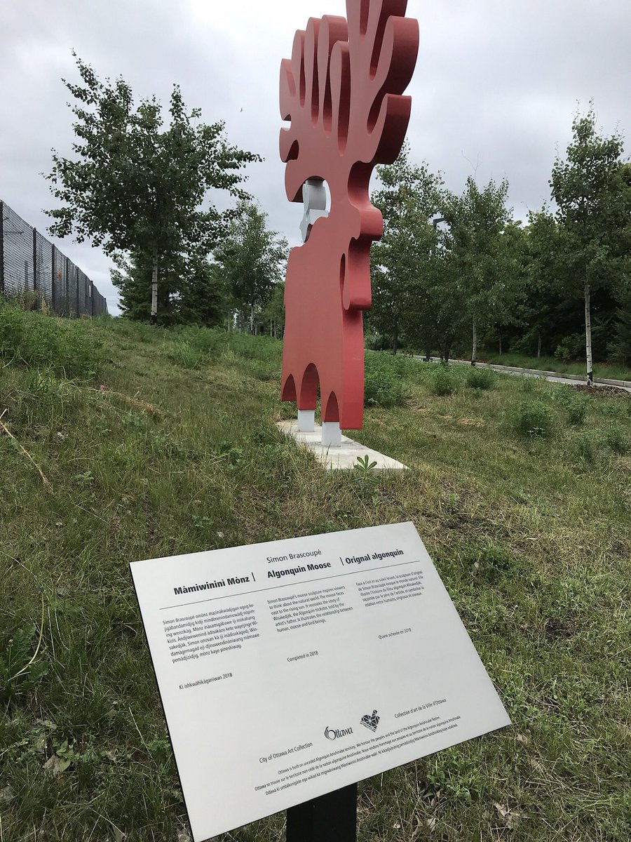 Pimisi Station Art explained: ottawa.ca/en/planning-de…. I checked checked out the sculptures around Pimisi Station too the other day. Some great works by Simon Brascoupé and Nadia Myre.