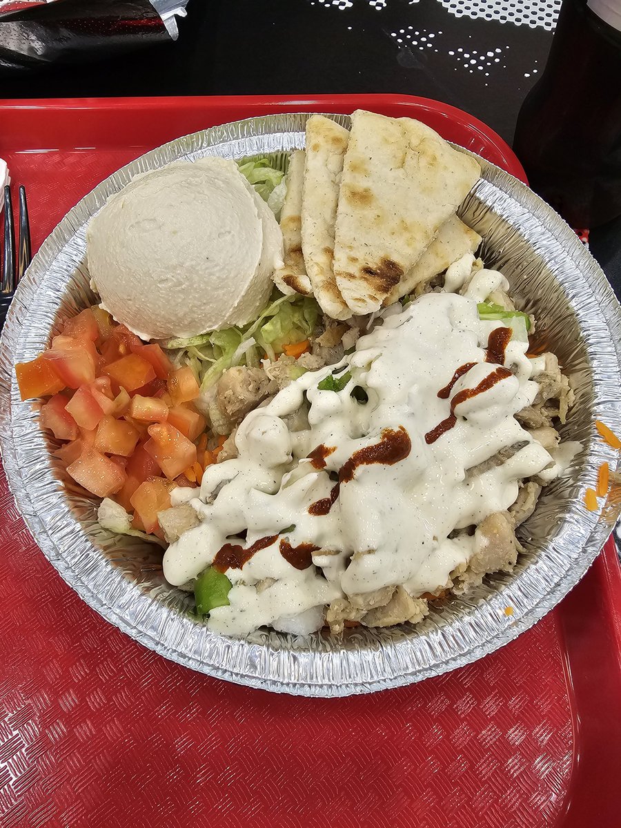 Halal Guys Vancouver opened today! #vancouverisawesome #dailyhive #vancouvereats #halalguys #halalguysvancouver