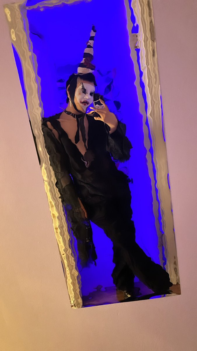 † Chicago Crybaby † tweet media