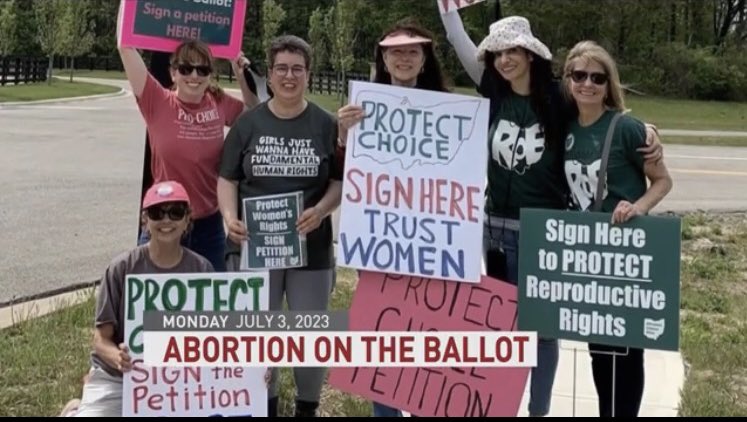 BluePositively's tweet image. Spotted Positively Blue’s Dublin Drive thru crew w @DAProgressives &amp;amp; @IndivCentralOH in the segment! @RedWineBlueUSA @protectchoiceOH @OH_ReproFreedom @OhioReproRights #VoteHellNoInAugust