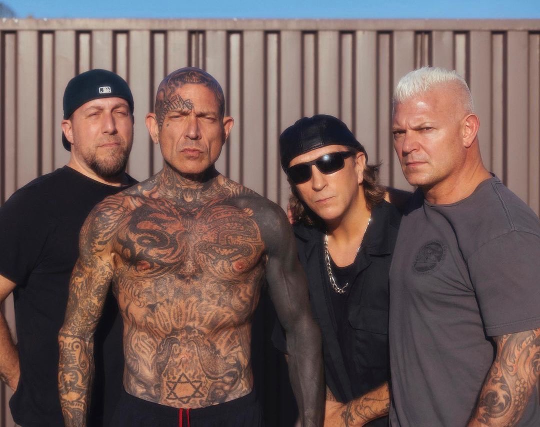 billybiohazard's tweet photo. Just fucking do it.
#biohazard #2023  
#kicking #äss 
&amp; #takingnames https://t.co/TRHZz95aij