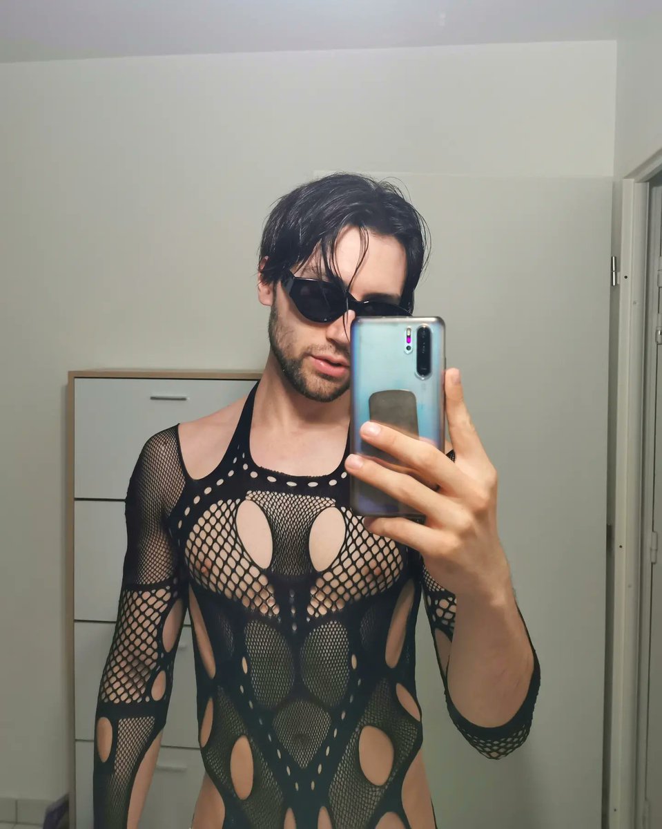 figo_world's tweet photo. 🖤🕷️🖤 https://t.co/7X5f0XbMNN
