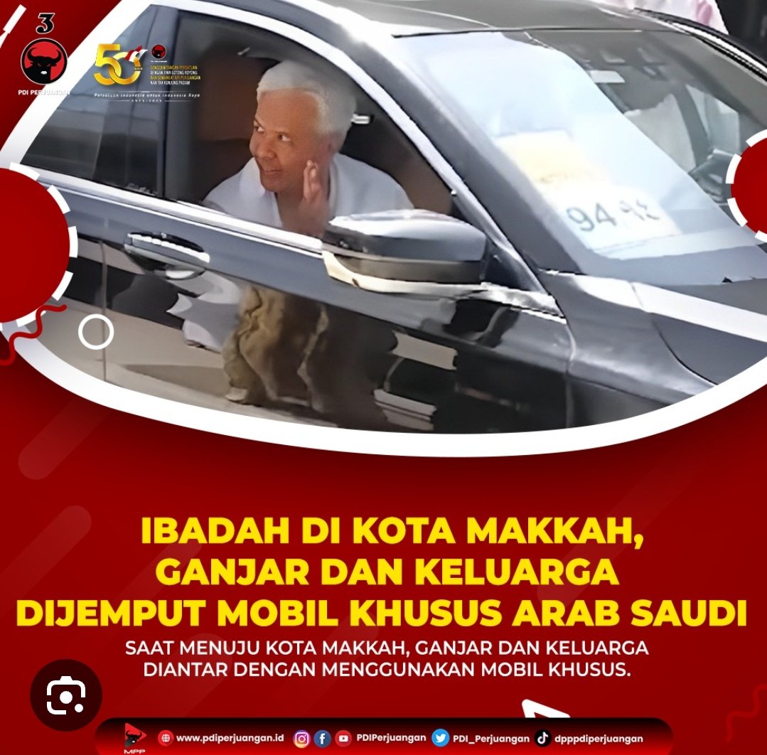 DokterTifa's tweet photo. Etiket Internasional

Karena diglorifikasi di akun Twitter partainya sebagai Tamu Kehormatan, maka saya perlu bahas soal Etiket Internasional berkendaraan Sedan, terutama untuk tamu undangan.

Keduanya mas Haji @aniesbaswedan dan mas Haji Ganjar Pranowo, menjadi tamu undangan KSA, maka tentu mendapat fasilitas dijemput dengan mobil untuk tamu negara, standar adalah Sedan Mercedez.

Etiket internasional harus berlaku di sini. Belakang setir adalah sopir. Sebelah driver adalah ajudan/pengawal/asisten.

Kursi belakang adalah untuk tamu kehormatan. Kursi paling terhormat dan teraman adalah di belakang sopir. Diberikan untuk Istri dari Tamu.

Karena mas Haji @aniesbaswedan sudah biasa dengan pergaulan internasional, maka beliau sangat paham aturan tersebut. Maka dengan manis beliau duduk berdua istri, dengan mbak Hajja Fery ada di posisi duduk belakang sopir.

KSA setir mobil di kiri, beda dengan Indo yang setir mobil kanan. Tetapi posisi setir tidak mengubah posisi mana paling terhormat dan paling aman, yaitu belakang sopir.

Kalau anda perhatikan. pak Harto menempatkan Bu Tien di belakang sopir. Pak SBY menempatkan Bu Ani di belakang sopir. Begitu juga pak Habibie memberi posisi sama kepada Bu Ainun.

Begitulah bagi beliau-beliau yang tahu etiket internasional.

Di video lengkap tampak mas Haji Ganjar memberi isyarat semacam bertanya ke Askar, tapi kemudian ambil tempat di sebelah sopir.

Mungkin Askar udah kasih tahu beliau seharusnya duduk di kursi belakang bersama mbak Atikoh, tapi barangkali karena kendala bahasa dan ketidaktahuan etiket, maka beliau kemudian ambil posisi duduk di sebelah sopir, menjadi ajudan mbak Atikoh.

Soal Etiket begini, merupakan bagian dari adab dan moral, bukan soal sepele. Karena siapa yang menghormati etiket dialah juga yang menempatkan adab dan moral dalam setiap perilaku  dan kebijakan.

Take home message untuk mas Haji Ganjar: 
1) Pelajari Etiket Internasional 
2) Pelajari Bahasa Inggris.

Keduanya penting, biar ngga katrok kalau next diundang lagi sebagai tamu kehormatan.

Soal Baju kemarin sudah saya ulas. Soal Etiket duduk di mobil juga sudah.

Mungkin kali lain saya bahas  soal Etiket makan dalam jamuan. Jamuan resmi kenegaraan atau dengan tamu-tamu terhormat ya, bukan makan-makan dengan boss-boss judi, itu sih ngga usah pake etiket segala.