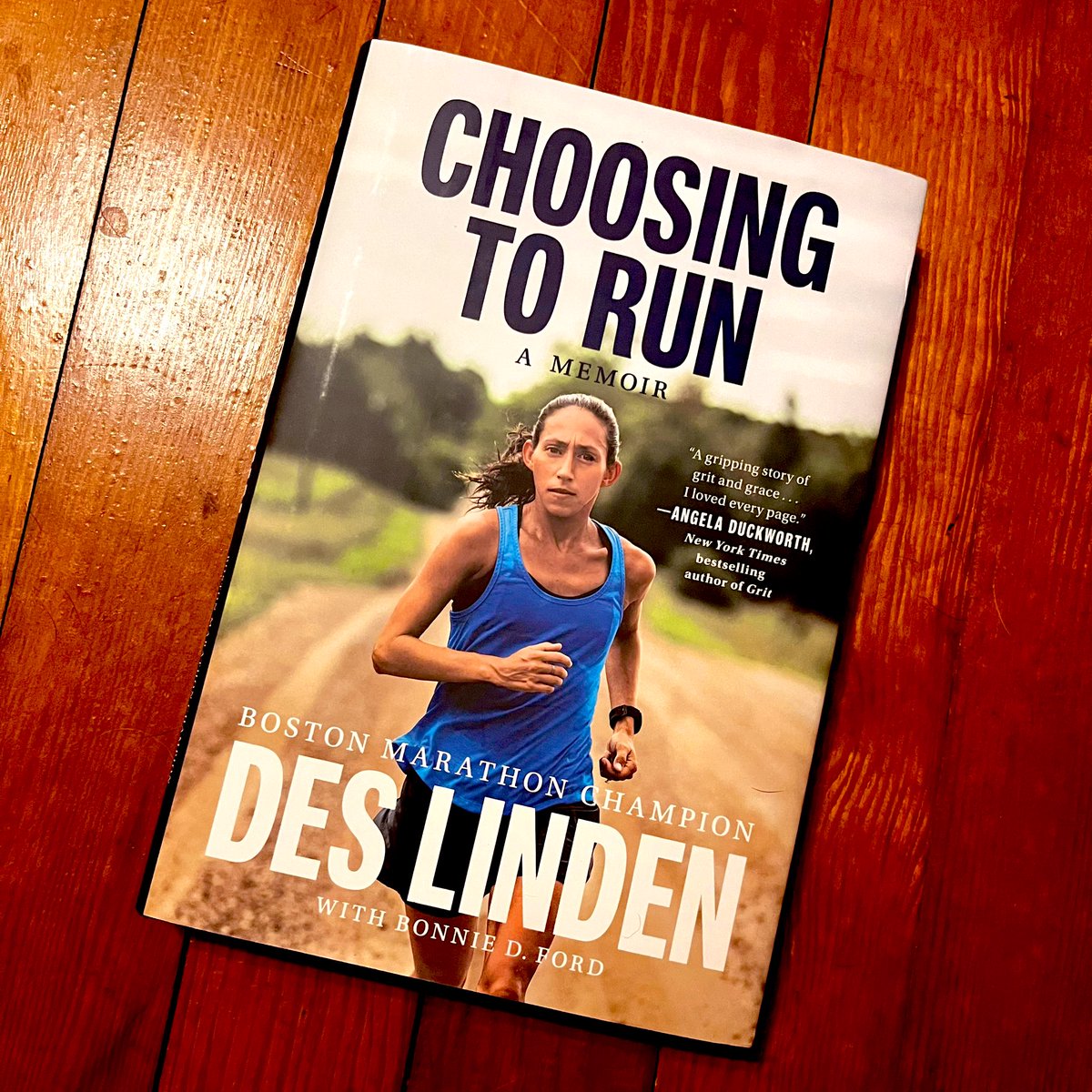 TeamConradMN's tweet photo. Keep showing up. It’s that simple. I just started reading @des_linden’s book. So far I’m loving every page. Thank you for sharing your story. #choosingtorun #keepshowingup https://t.co/rOMCuP1Oq7