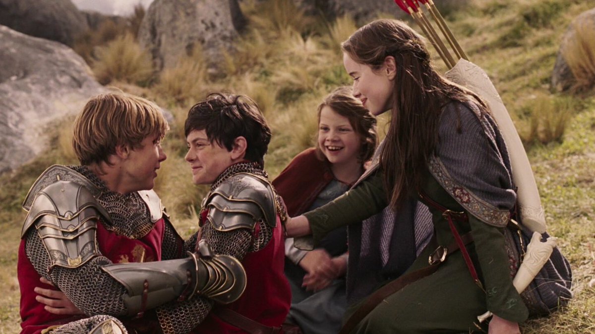 bvckystjames's tweet photo. narnia is getting rebooted so i just want to say my appreciation for the original pevensies— they were perfectly cast and those films will always be so special to me https://t.co/F29ZEVc5az