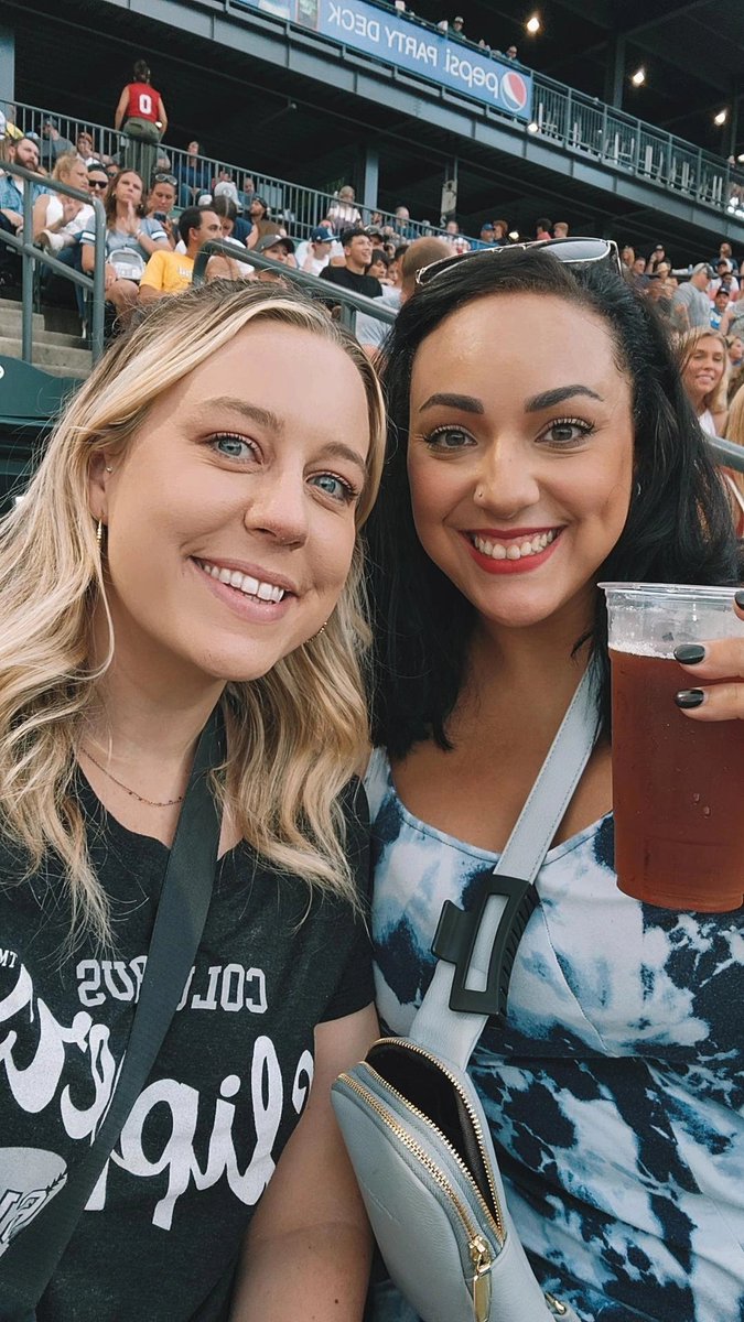 jenlopez_'s tweet photo. Still a great day at the ballpark with @lysssa33 celebrating America's past time @CLBClippers ⚾️ https://t.co/9fdEYpxw6U