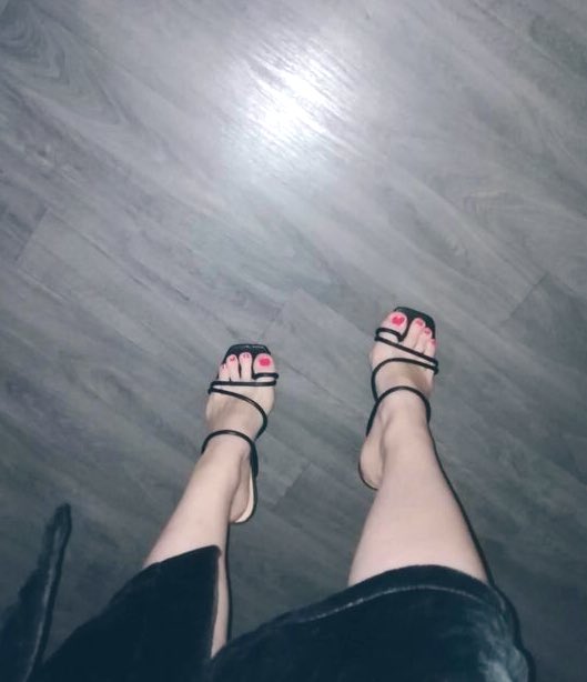 #legs #feet #foot #stockings #nylon #pończochy #striptease #heels #footfetish #footjob 😁😋 @FINDOM_POLSKA<a href="/tag/legs"class="tags">#legs</a><a href="/tag/feet"class="tags">#feet</a><a href="/tag/foot"class="tags">#foot</a><a href="/tag/stockings"class="tags">#stockings</a><a href="/tag/nylon"class="tags">#nylon</a><a href="/tag/po%C5%84czochy"class="tags">#pończochy</a><a href="/tag/footfetish"class="tags"><span>#footfetish</span></a><a href="/tag/heels"class="tags"><span>#heels</span></a><a href="/tag/striptease"class="tags"><span>#striptease</span></a><a href="/tag/footjob"class="tags"><span>#footjob</span></a>