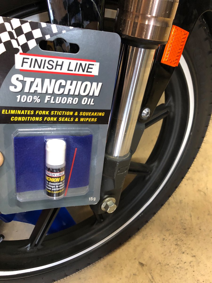 s8FV4DHiX5mmr6F's tweet image. TCMAXのサスが引っ掛かる感じがするので、このフッ素オイルを塗ってみた。・・・結果、乗り心地が良くなったような・・・気がしたけど、やっぱり引っ掛かりは変わらない。低摩擦のオイルシールに変えるとかしなきゃダメか。
#TCMAX