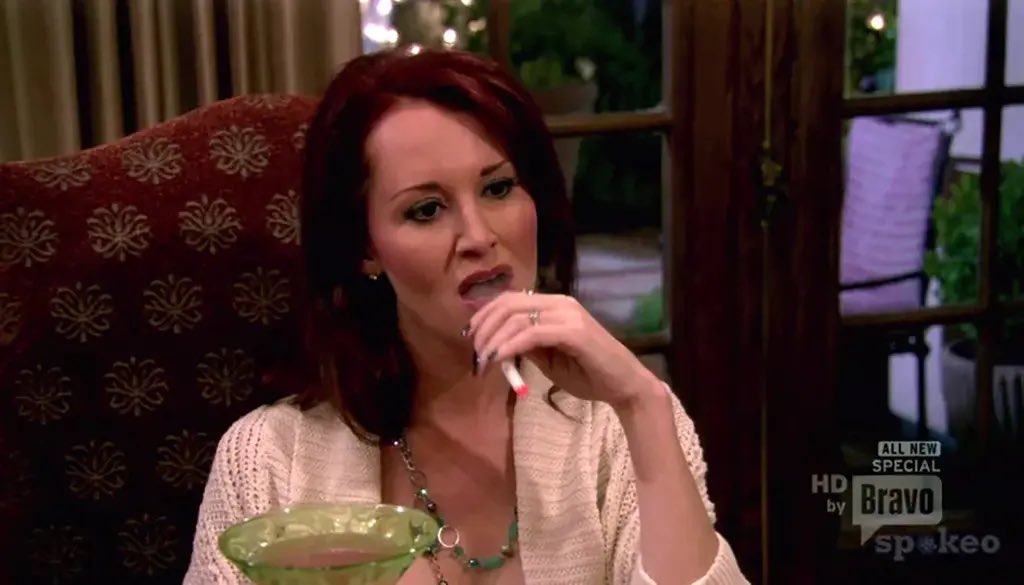 dorindadeadly's tweet photo. I just know she’s having a great day today #RHOBH 😭😭 https://t.co/AQvi9siSAr