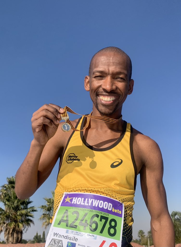 Ma1D's tweet photo. #Hisgraceissufficientforme 
Received my @comradesmarathon Wally Hayward medal today.. and yes I dressed up for it 🙈 https://t.co/PbEM0ifVHe