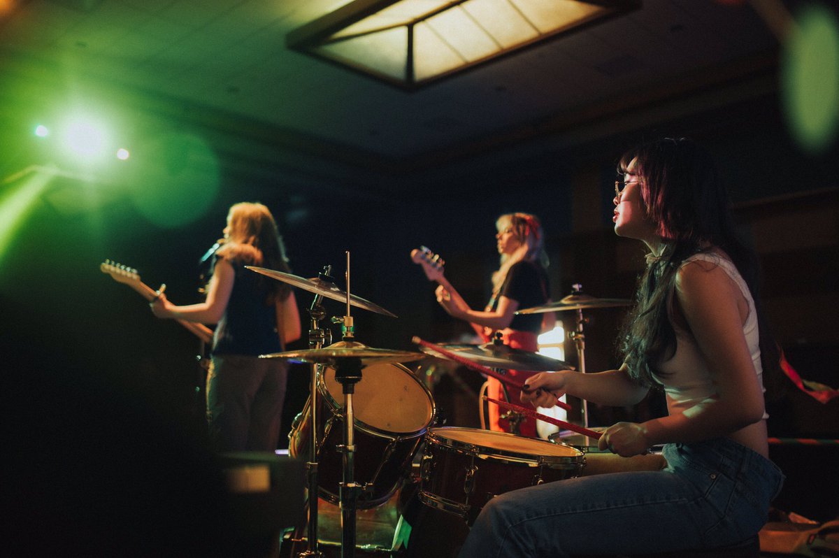 Amplifying the sound, soul, and spirit of Worm Shot! 🎶We love to document the raw talent/charisma of this group. We invite you to experience the magic of Worm Shot. Stay tuned for an unforgettable musical journey! 📸🎸  #WormShot #Music #ContentCreator #GirlBand #Filmmaking