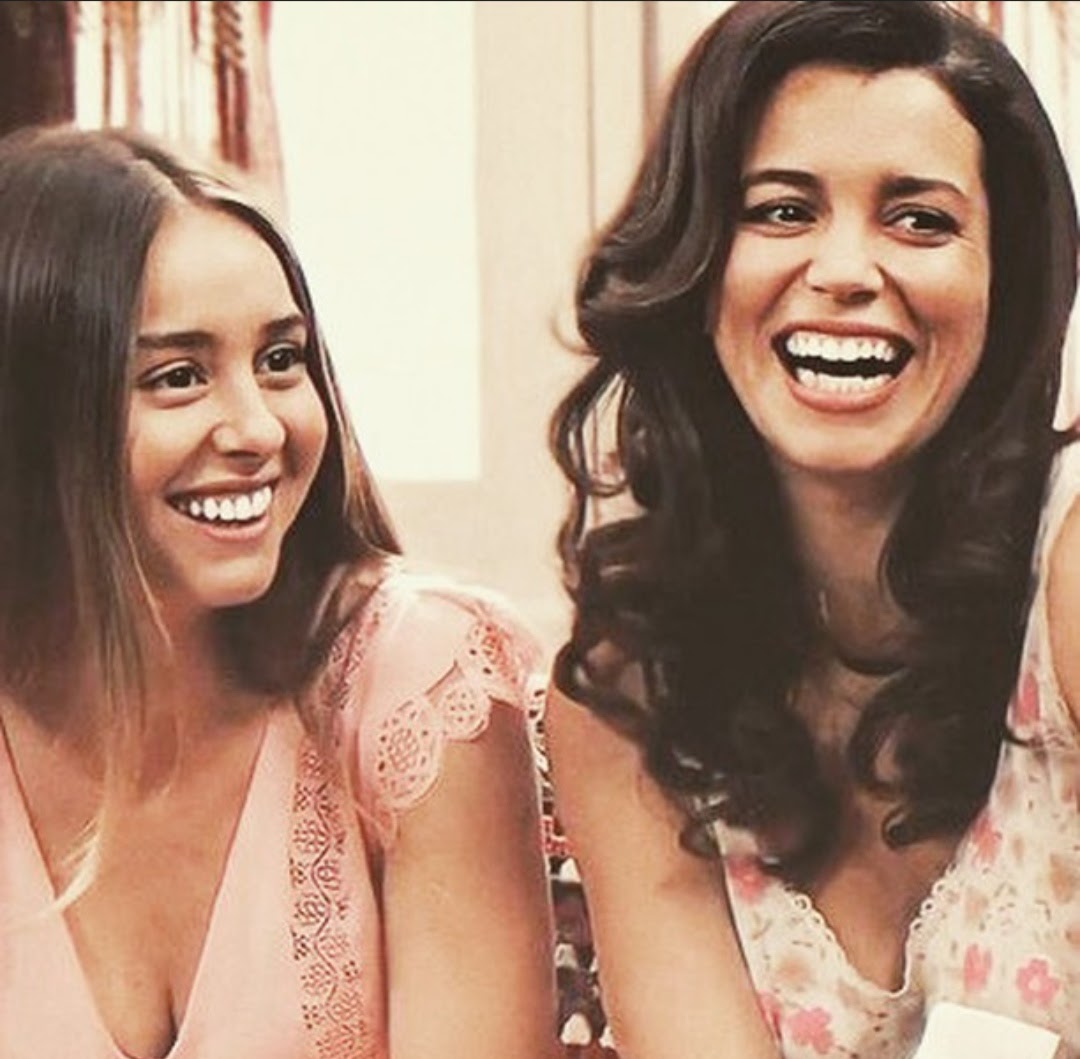 Dama_2708's tweet photo. No hay manera de que se despidan por lo alto, sin ELLAS. Es la otra pareja icónica de la serie. Deben volver y cerrar con broche de oro esa parte de la historia.🍊🌙🌼🌈
#LuimeliaAEPS
#AmarEsParaSiempre
@A3AmarSiempre
#DiagonalTV https://t.co/YAzyNUekmN