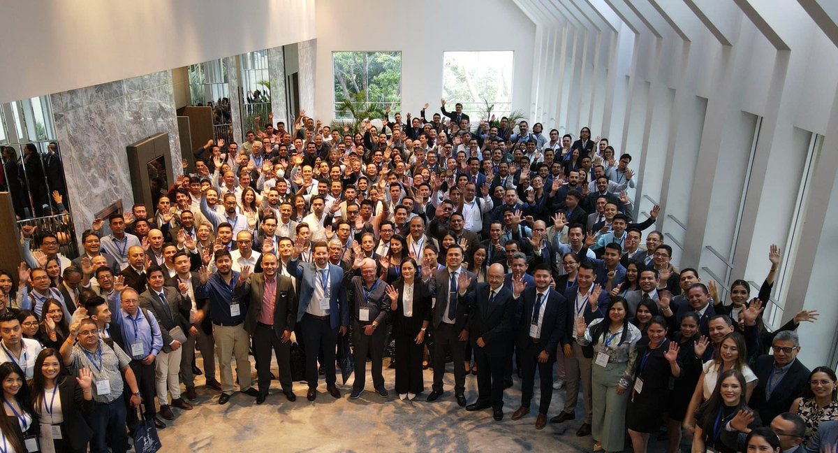 ✅Felicitamos a nuestro compañero el Ingeniero, Juan Carlos Sarmiento por obtener el Segundo Lugar en el área energética en el XXXVII Seminario Nacional del Sector Eléctrico Ecuatoriano organizado por <a href="/EcuacierEc/">ECUACIER</a> desarrollado el 28, 29 y 30 de junio del presente.