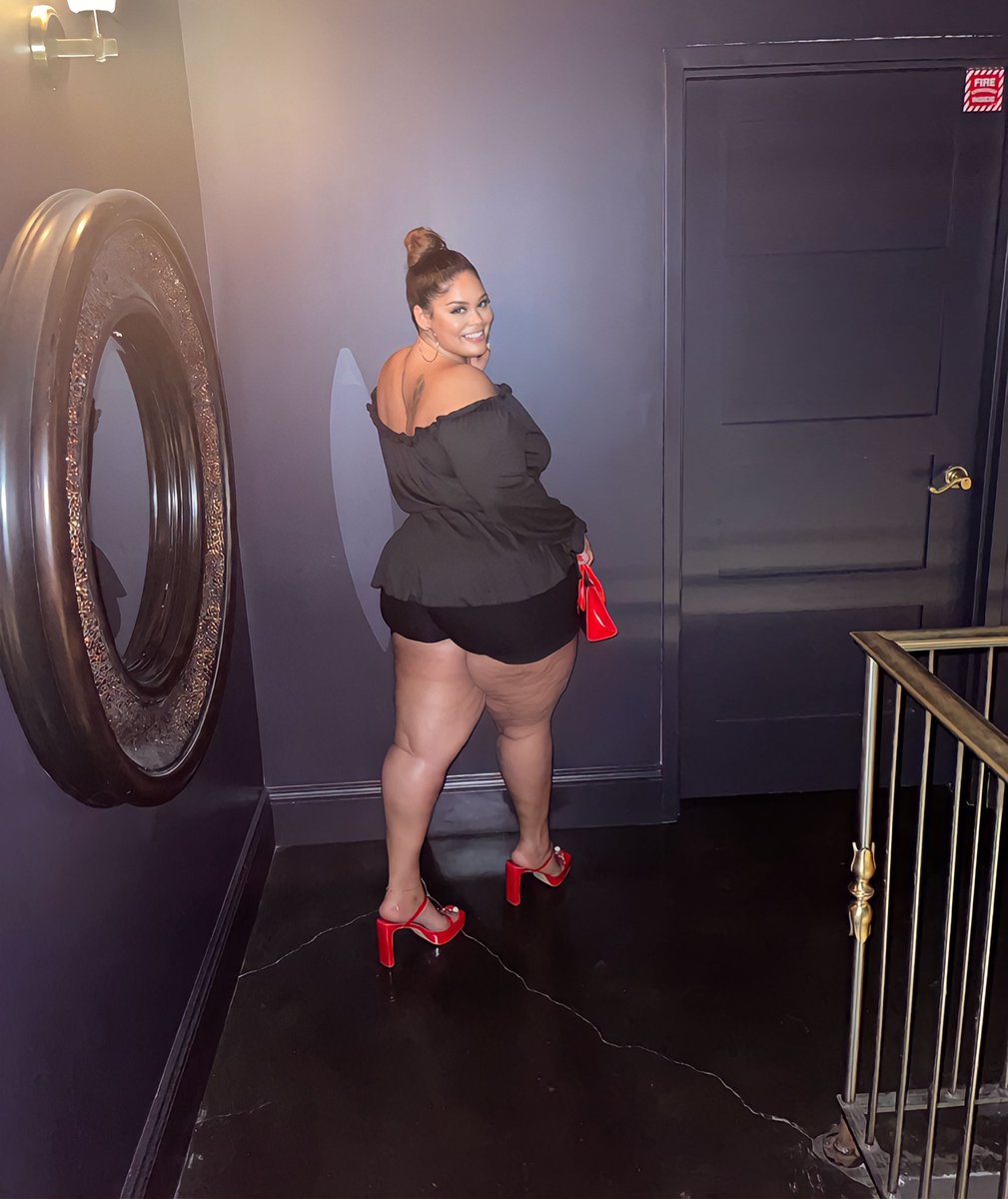 anything4jascey's tweet image. Retweet this if you think you can pick me up , I’m tryna see sumn 👀🤣