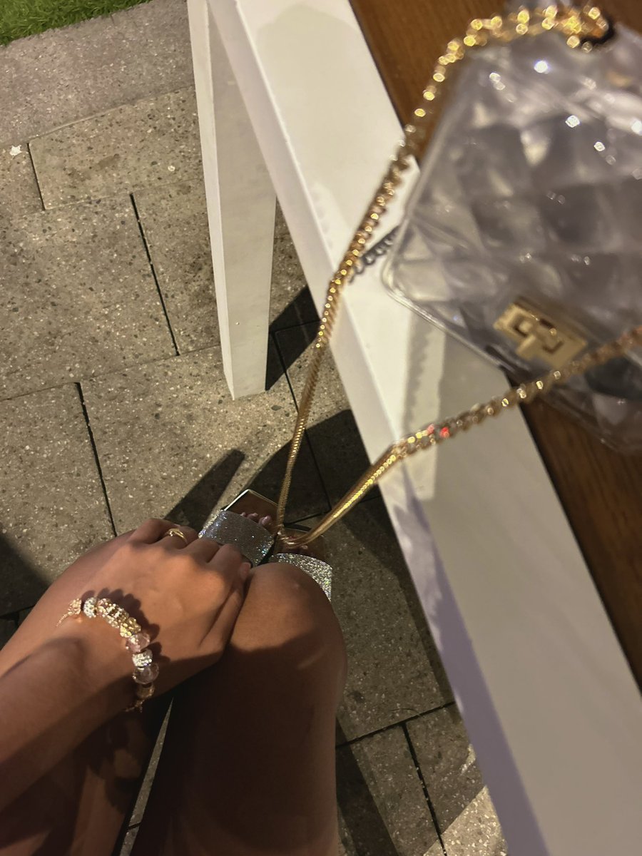 How yall like these ?🍽️🤍