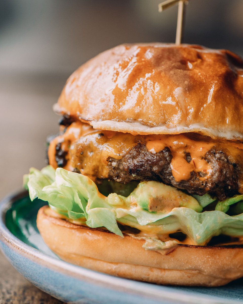 4th of July calls for burgers and you're calling for this one...🍔