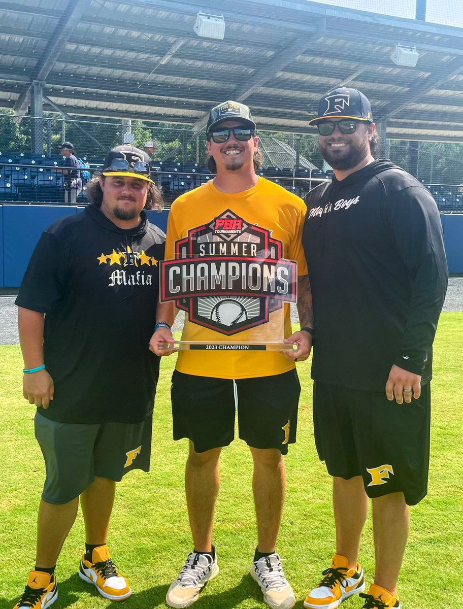 coachcody757's tweet photo. Shoutout to @PBRVirginiaDC for another great event! @ksallday19 @jerry_shank and staff always do it right.  @5starnationalva are your #VA16USummerChamp Champs. Proud of these guys! 

@5starnational @PBRTournaments @Agreste_24 @JBIRDIE757 https://t.co/O0uJqOMjER