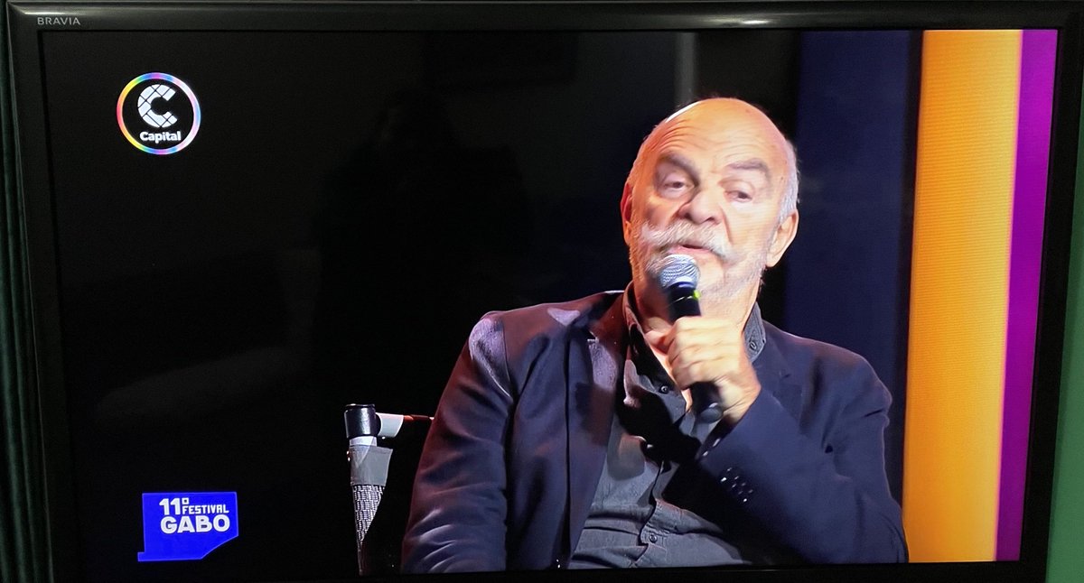 "El buen periodismo es un género literario. La literatura le puede enseñar al periodismo a escribir bien. El nuevo periodismo es justamente apropiarnos de la literatura". Una conversación profunda y sencilla. <a href="/martin_caparros/">Martín Caparrós</a> <a href="/FundacionGabo/">Fundación Gabo</a> <a href="/FestivalGabo/">Festival Gabo</a> <a href="/mtronderos/">Maria Ronderos</a> <a href="/CanalCapital/">Canal Capital</a>