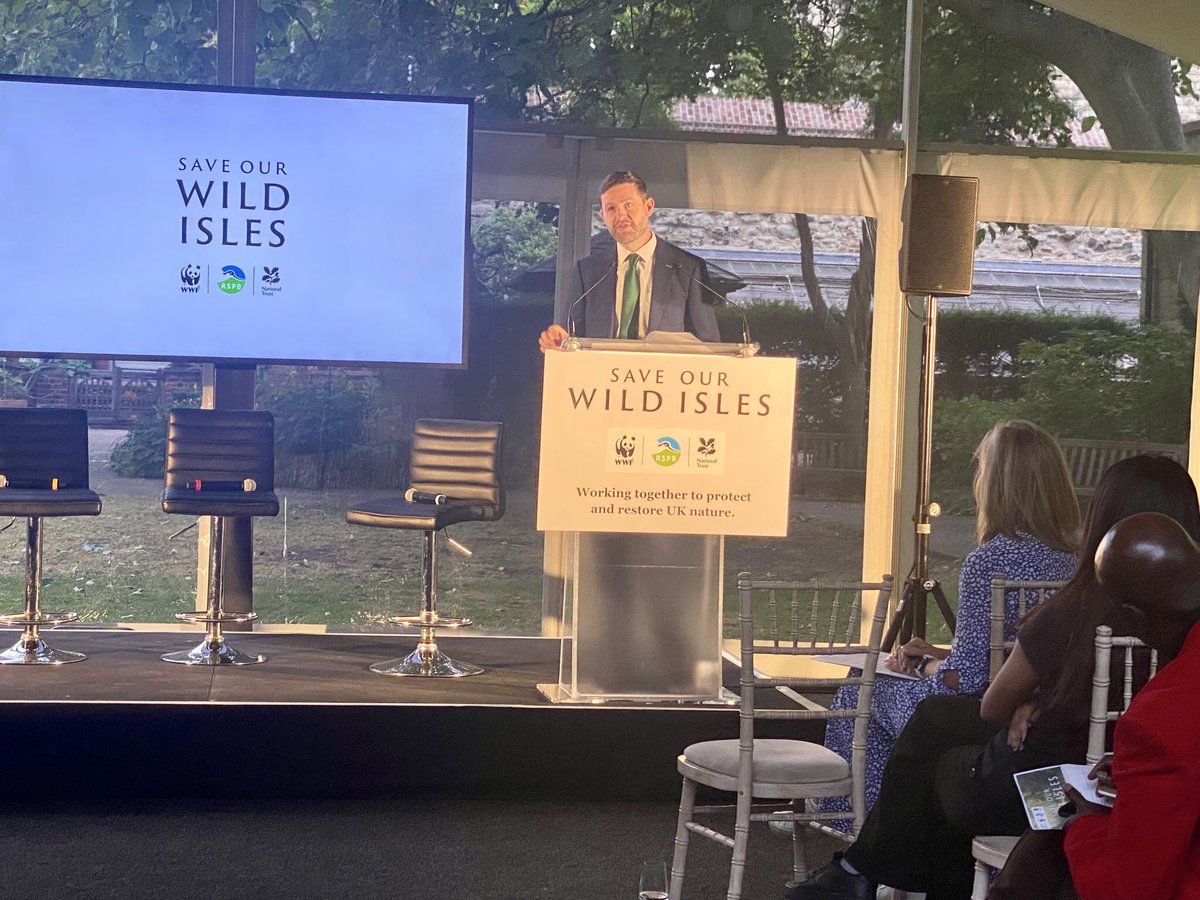 JimfromOldham's tweet image. Delighted to speak at the #SaveOurWildIsles reception in the beautiful gardens of Westminster Abbey. 

“Our mission is to ensure that people from all backgrounds have greenery and nature around them with access to parks, trees and wildlife.”
