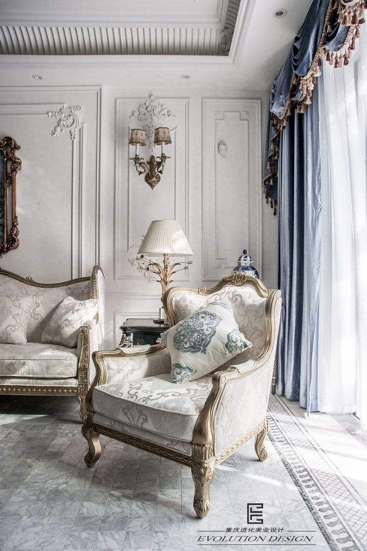 LineArchitects1's tweet image. &quot;🏛️ أنماط التصميم الداخلي تتعدد وتتنوع، لكن البعض يظل له مكانة خاصة في قلوبنا - وأحد هذه الأنماط هو التصميم الكلاسيكي.
تابع معنا فضلاً 👇👇