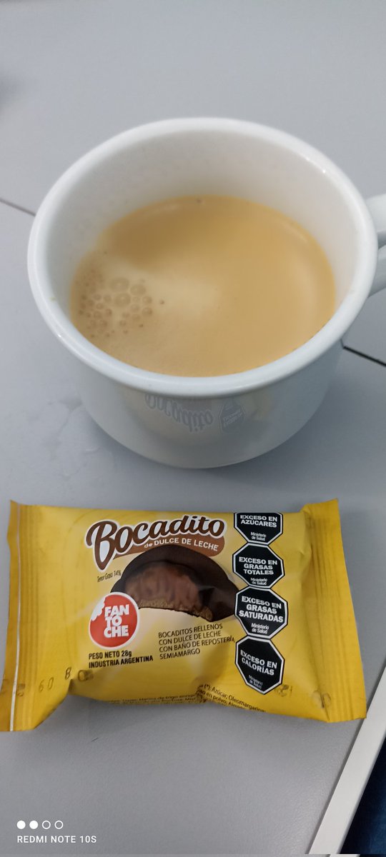 Tarde de radio en <a href="/ecomedios1220/">Eco Medios</a> con buena compañía!!! <a href="/Fantoche_ar/">Fantoche_ar</a>