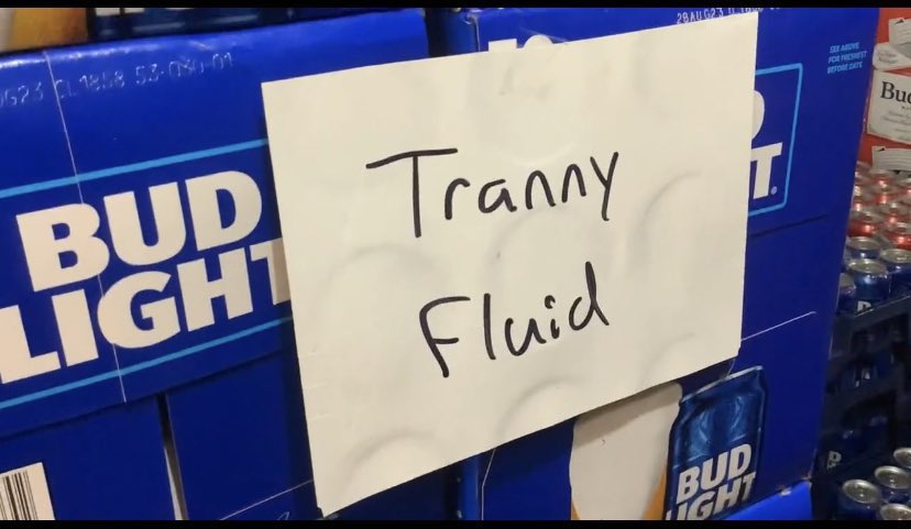 PepeClownPrince's tweet photo. @budweiserusa @fleccas @RichardRatBoy1 @joerogan @icecube @budlight @SaltyCracker9 @TheQuartering #BasedBeyondBelief We salute you @KidRock #LoadAnotherMagazine #LiteEmUp https://t.co/p84SMOgrmo