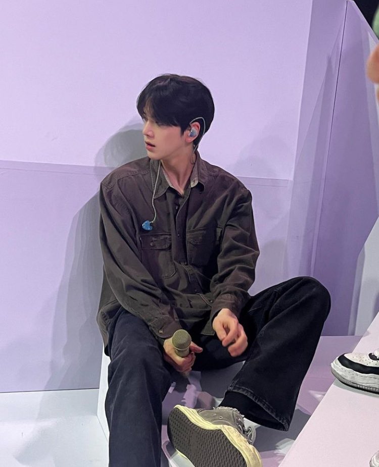 ⠀
⠀⠀⠀⠀⠀⠀⠀❪ ' 💐 . ❫ so gı𝘃e me 𝒕.hαt 
⠀⠀⠀⠀⠀⠀⠀𝗰αn't s𝗹eēp lo𝘃e ─┄ · 𖥸 .
⠀