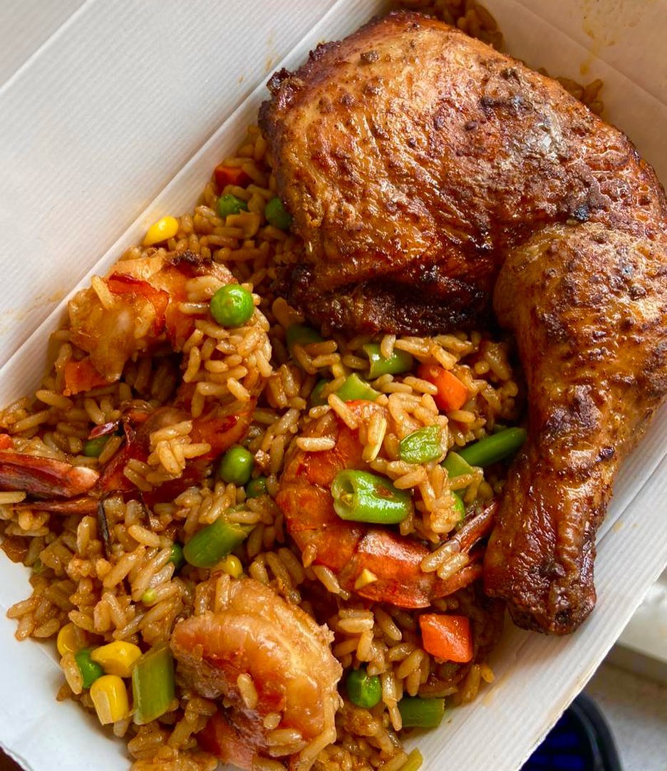 GinniesKitchen's tweet photo. I Apologize for showing you this sumptuous good looking palatable yummy irresistible golden mouth watering meal pack. 

However, I don't Apologize for you not wanting to try it out by placing an order with us. 

You can reach us via whatsapp on 09029471078 to place an order too https://t.co/YMaOMweWxR