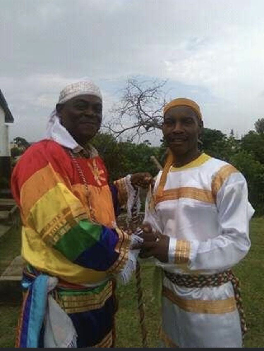 بأسم الأمة الإسلامية جمعاء😂
نتقدم بخالص التهانى للحاج ابرهيم ربتشموند علي الزواج السعيد بعروسه(سوسو)
وبهذا الزواج يكون الحاج
قد أكمل  نصف دينه
وايضا حصل علي العرض
السنوي لغفران المعاصي
برجوعه من الحج
كما ولدته أمه
والحمدلله العلي العظيم السميع العليم علي نعمة الارتداد عن الاسلام