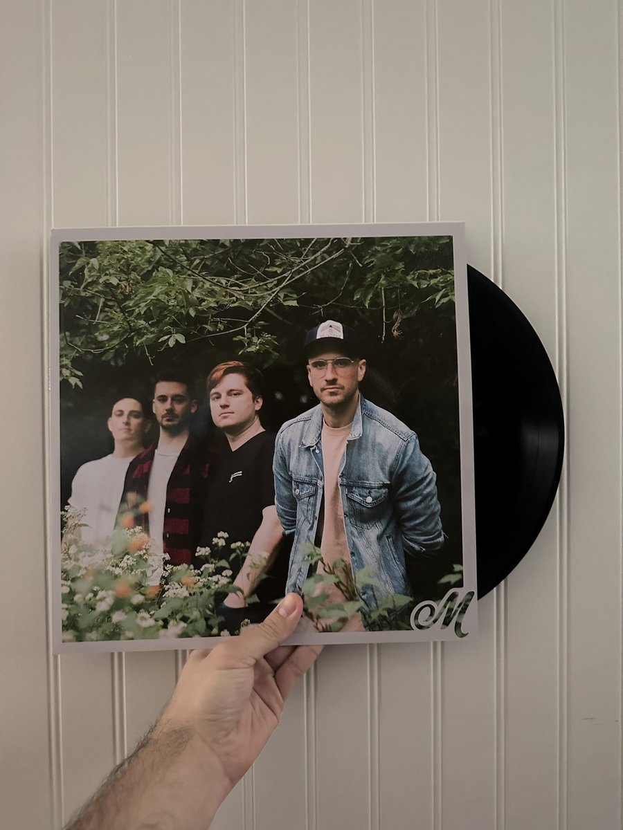 reminder that <a href="/MALOYtheband/">MALOY</a> released EP of the summer!!