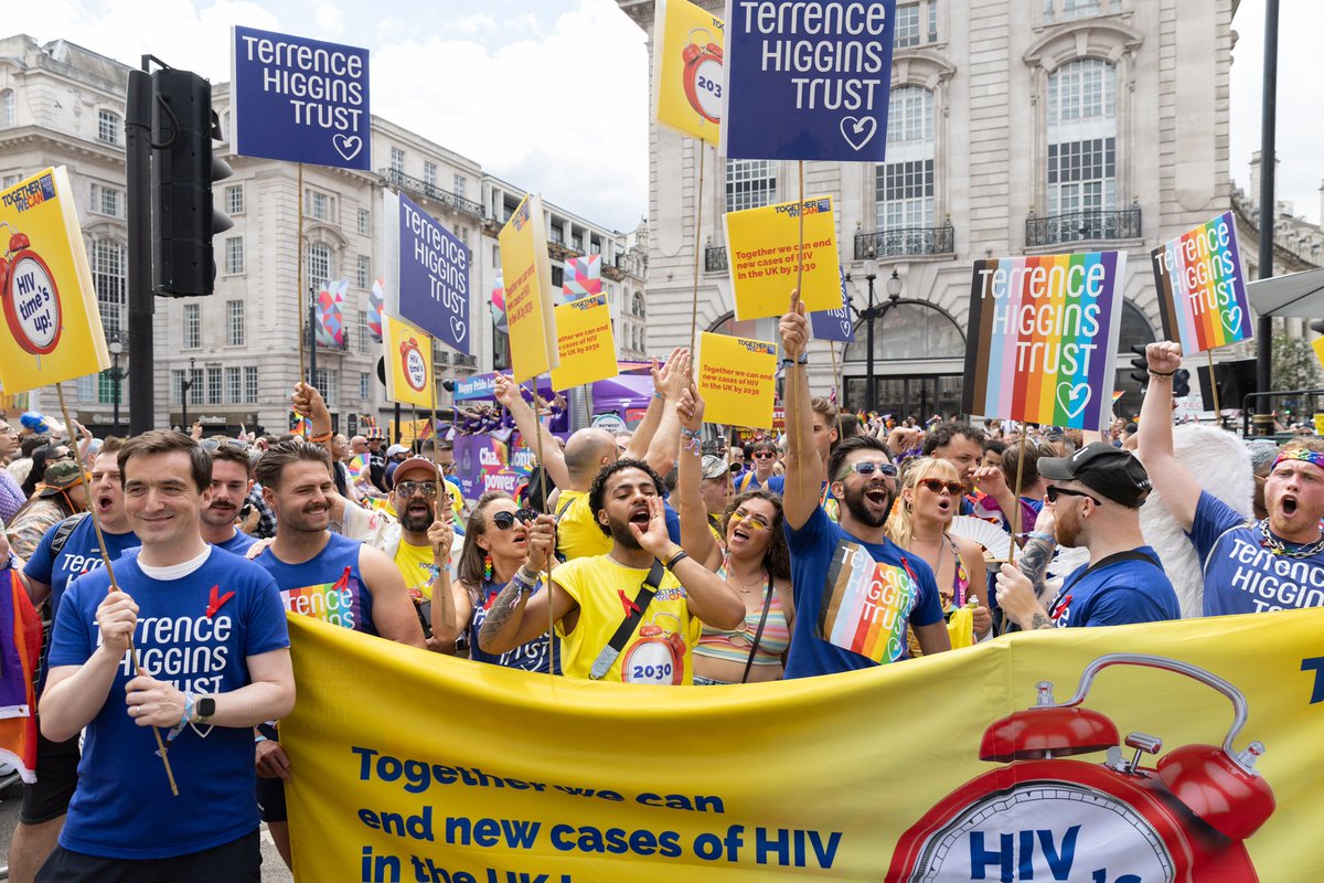 Vitor Moreira - I Kissed A Boy tweet media