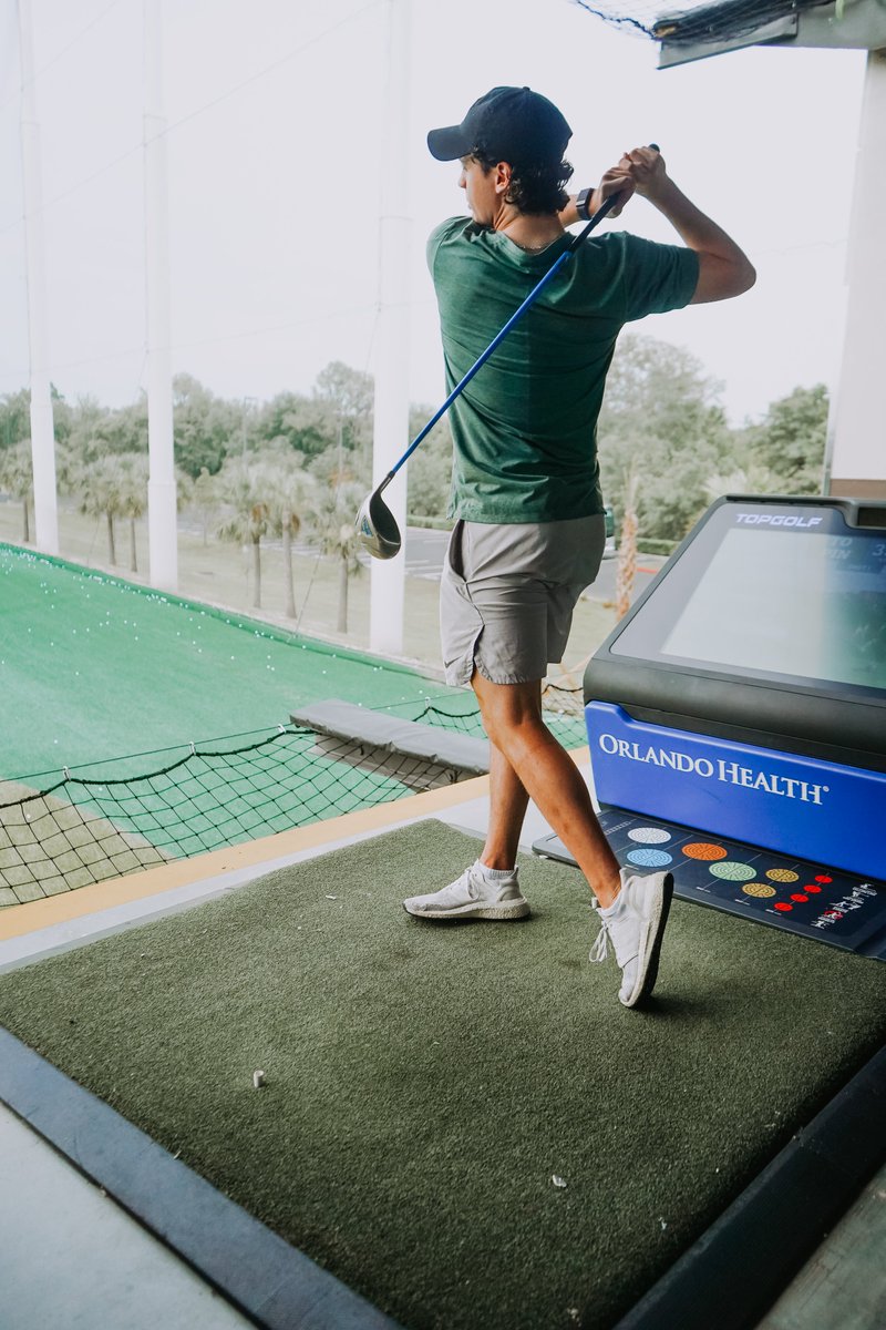 TBLightning's tweet photo. No high-sticking calls here 🏌️‍♀️ https://t.co/e3b4A2uSjR