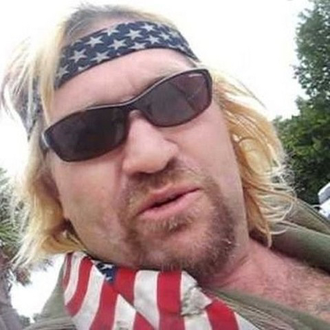 YMHstudios's tweet photo. "This is America you dumb son of a b*tch. Celebrating an American hero this holiday." 🇺🇸 #FedSmoker https://t.co/M8XLmqhs9v