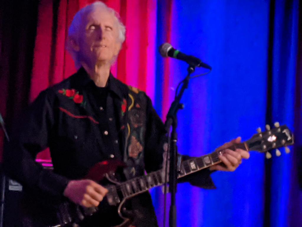 jimthecritic's tweet photo. Unbelievably great show from one of my all-time fave guitarists -- @OfficialKrieger -- lar night at @TheWhiskyAGoGo. 2 1/2 of @TheDoors classics! https://t.co/VXTIhn0q3u