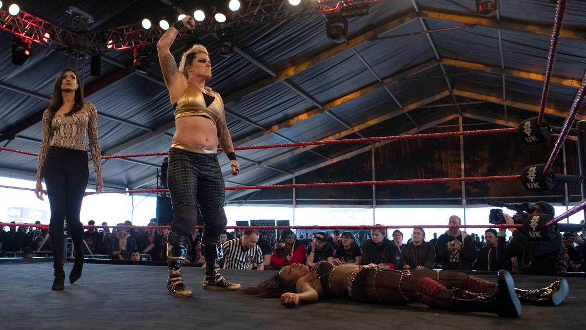NXTUK_Legacy's tweet photo. July 3, 2019:
At Donington Park as part of Download Festival, @Jazzy_Gabert, accompanied by @JinnyCouture, quickly defeated @DaniLuna_pro and @Mercedez_Blaze in a 2-on-1 Handicap match.
๐ธ WWE
#NXTUK | #DF2019 https://t.co/gldKOwloQ2