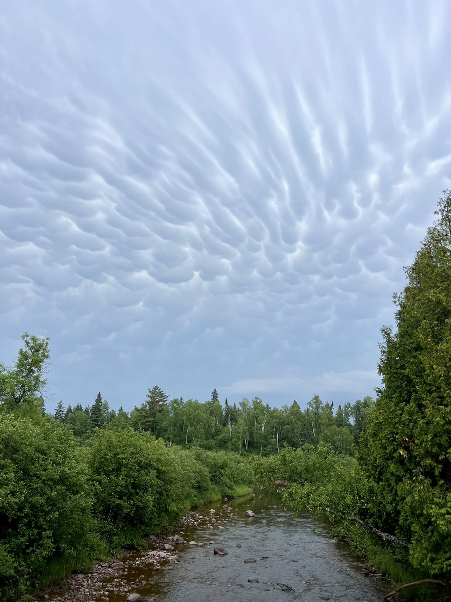 benjimtngoat's tweet image. rn at Gooseberry Falls #mnwx #mammatus @NWSduluth