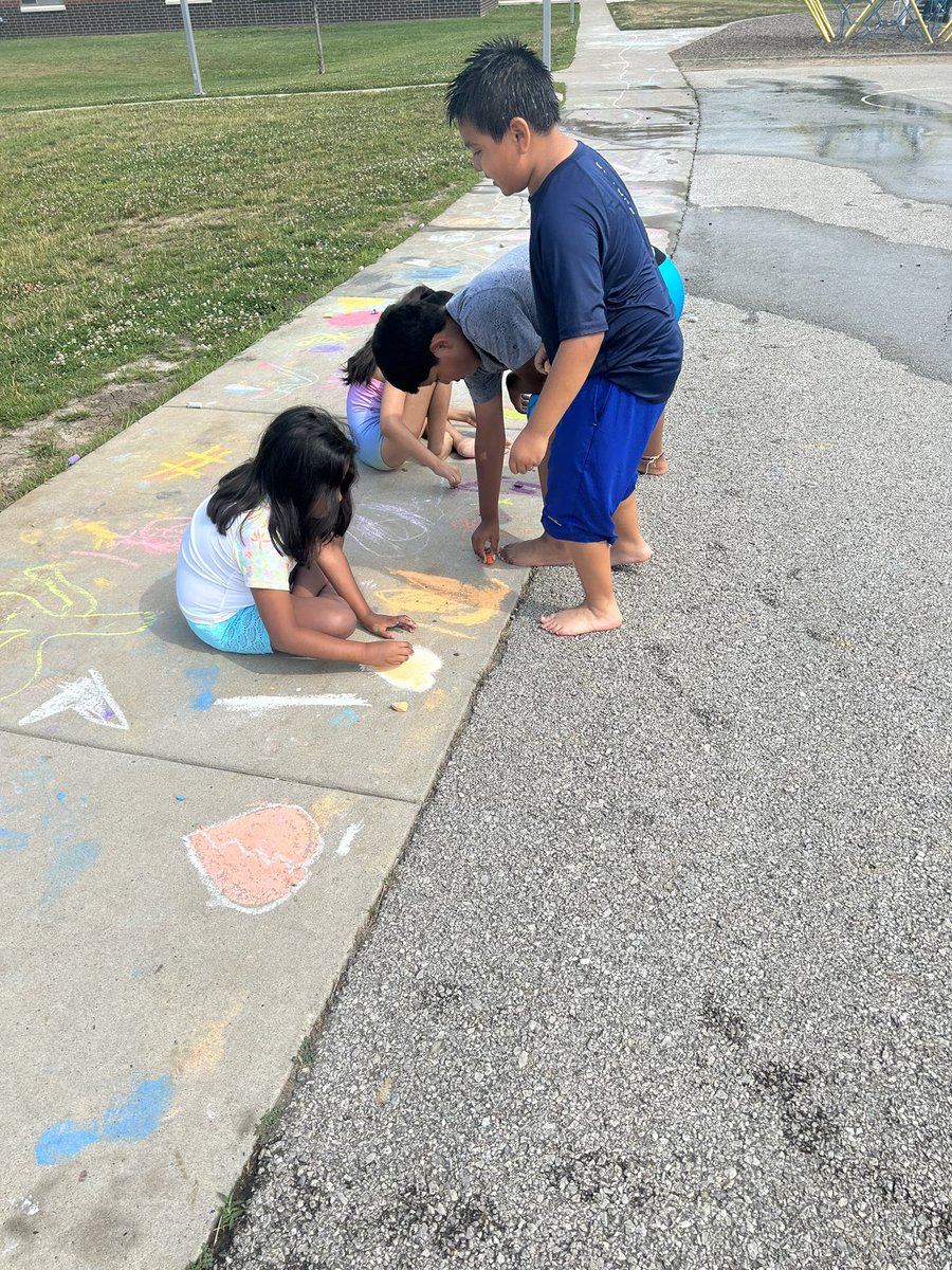 halfPR's tweet photo. Last day shenanigans!#OGpride #turner202strong @TUSD202 https://t.co/7DTohvT1RE