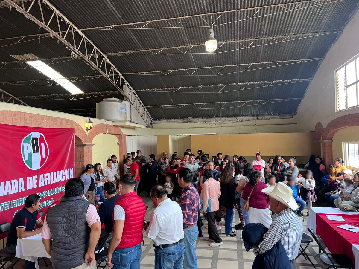 PRI_Nacional's tweet photo. El CEN del PRI, a través de su militancia veracruzana, inició la jornada de afiliación permanente en todo el estado.

Nos sentimos muy orgullosos de que el PRI siga siendo el partido de las causas sociales.

¡Juntos construiremos un México mejor!

#Veracruz
#YoMeAfilioAlPRI https://t.co/s00lal96Q7