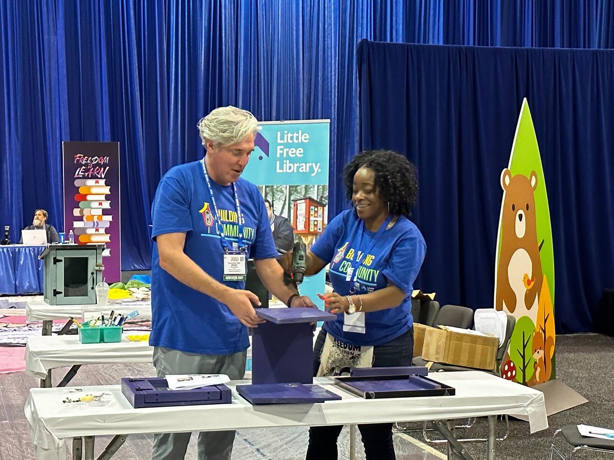 AFSE_NEA's tweet photo. Whether building the union or helping members build Little Free Libraries, AFSE members are working hard even without a contract. #unionsforall #hotunionsummer #AFSEstrong #NEARA2023 https://t.co/EwCj7eJHnp